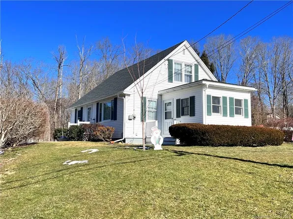 125 East Mountain Avenue, Winchester, CT 06098
