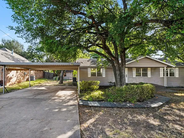 4305 Lucero Dr, Granbury, TX 76048