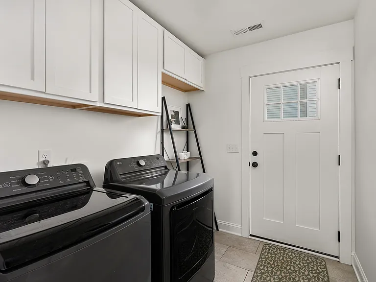 13 McAdoo Ave — Photo 8