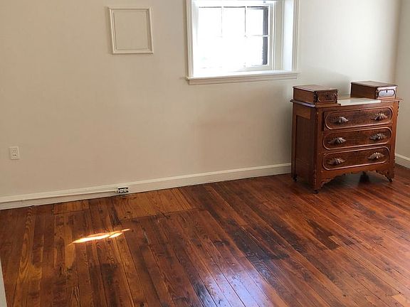 5th image of 1382 S 1st St #9089359
