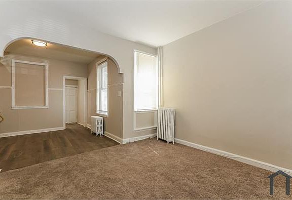 2nd image of 551 S Salford St