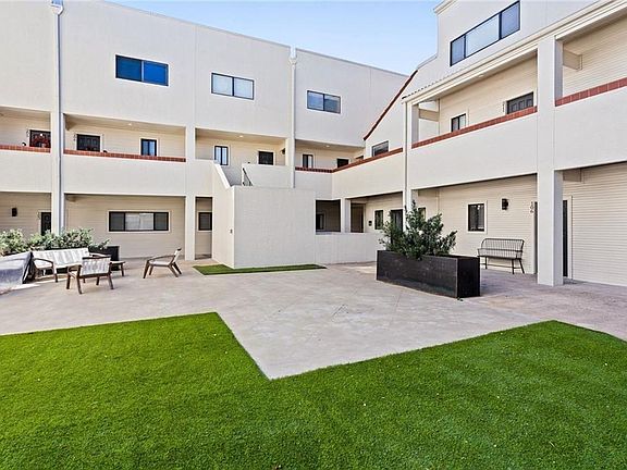 3rd image of 2605 Enfield Rd APT 109