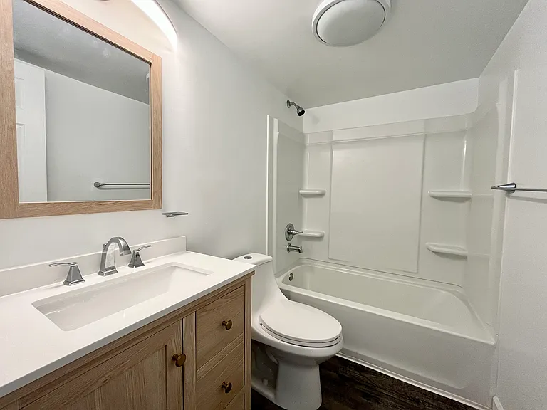 2 BR- Deluxe
