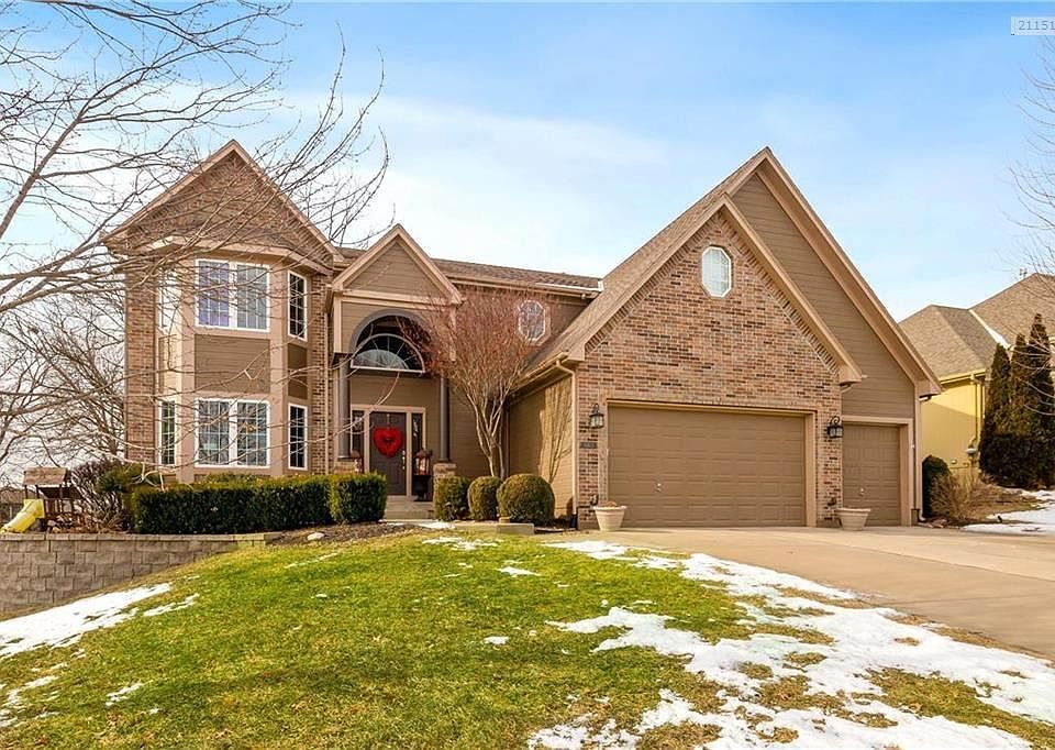Brick & Frame 2 Story With Finished Basement