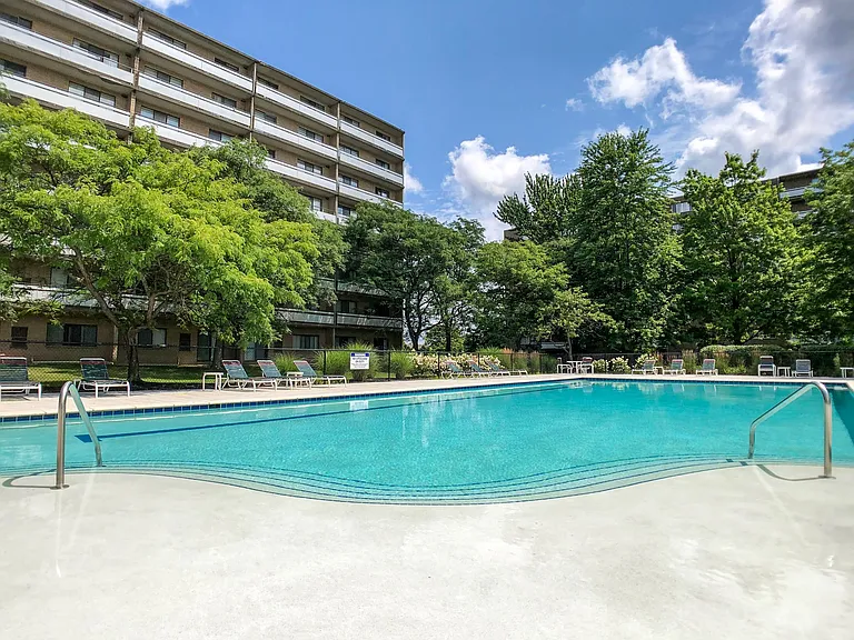 Coppertree Apartments — Photo 19
