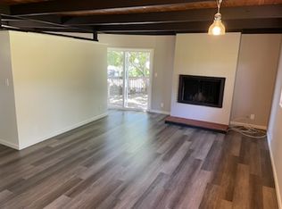 1041 3rd St #3, Novato, CA 94945