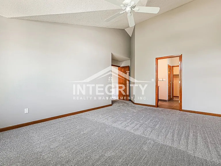 11536 Briarwood Ln — Photo 18