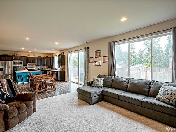 5th image of 11943 47th Ave NE
