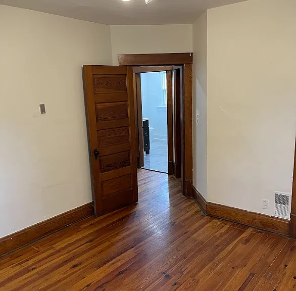 53 Euclid Ave — Photo 6