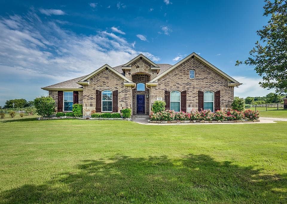 1st image of 3321 Serene Dr