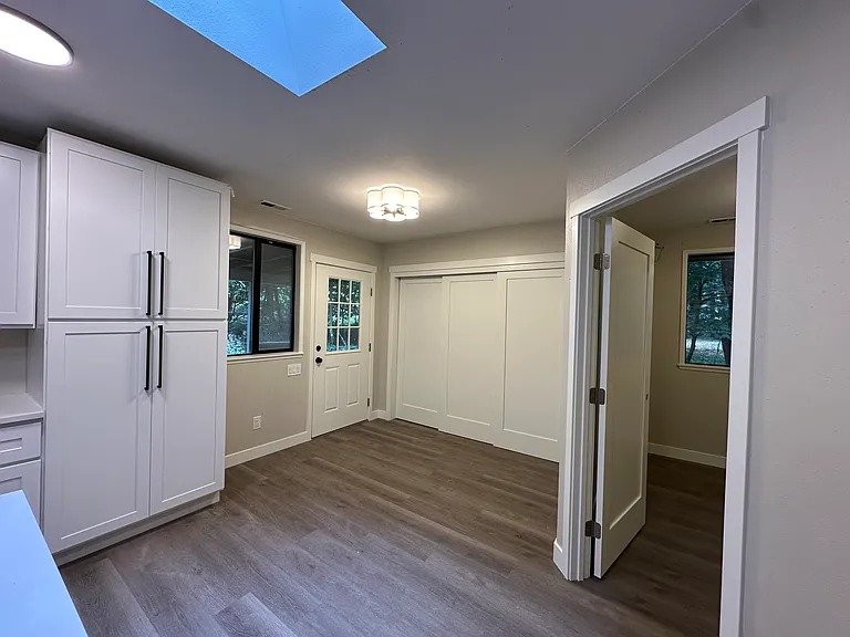 1223 Miller Ave NE — Photo 19