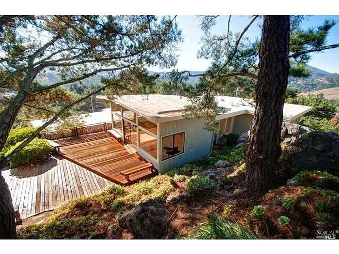 17 Eagle Rock Rd photo 1