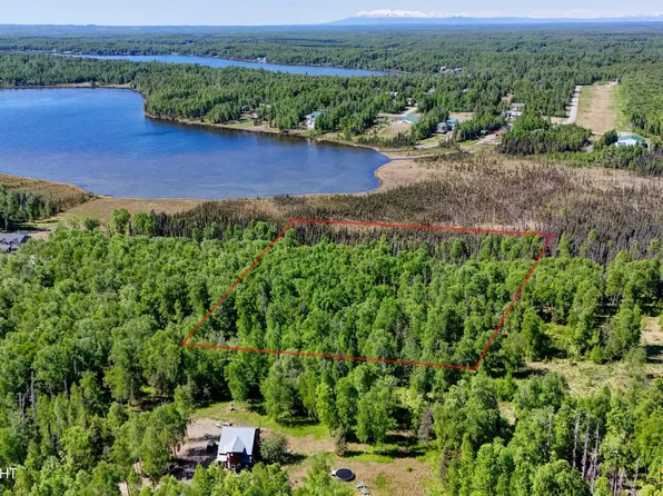 3800 N Schmidt Cir, Wasilla, AK 99623