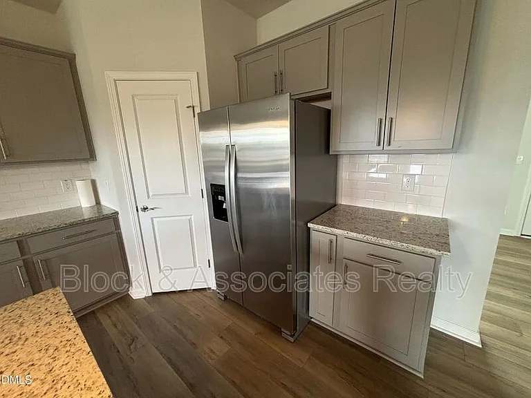 3230 Pelican Ln — Photo 9