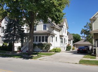 438 Circle Ave, Forest Park, IL 60130