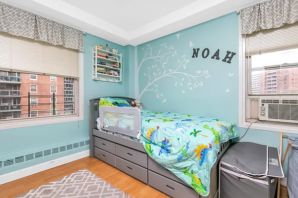 Sold by MJR Real Estate | media 35