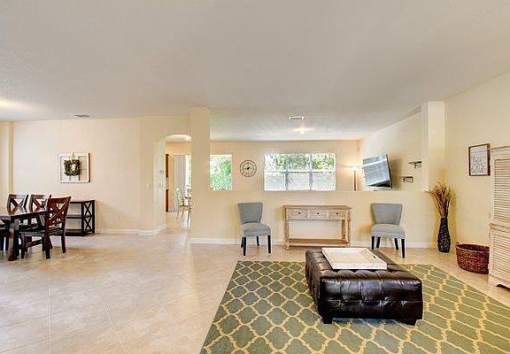 5th image of 4832 Capital Dr