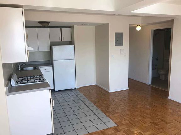 3rd image of 41-38 69th St #5