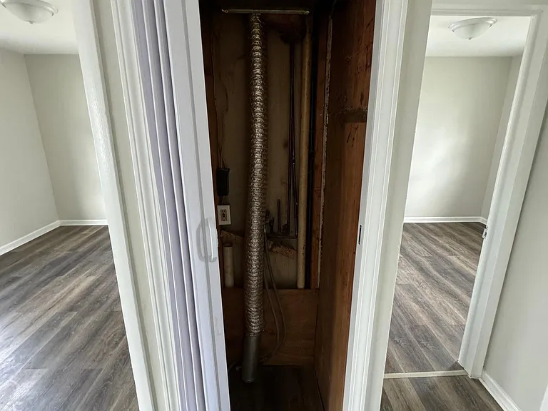 6033 Marvin St — Photo 11