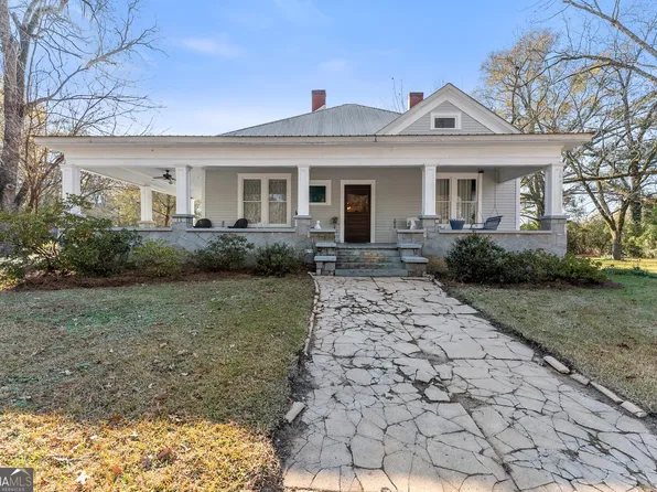 670 S Railroad Ave, Carlton, GA 30627