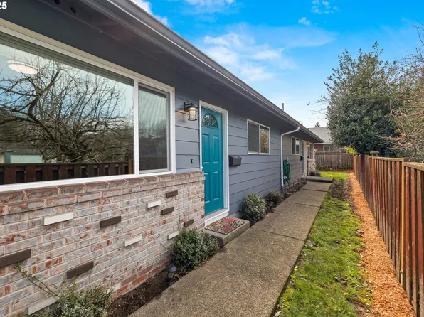 6836 N Smith St, Portland, OR 97203