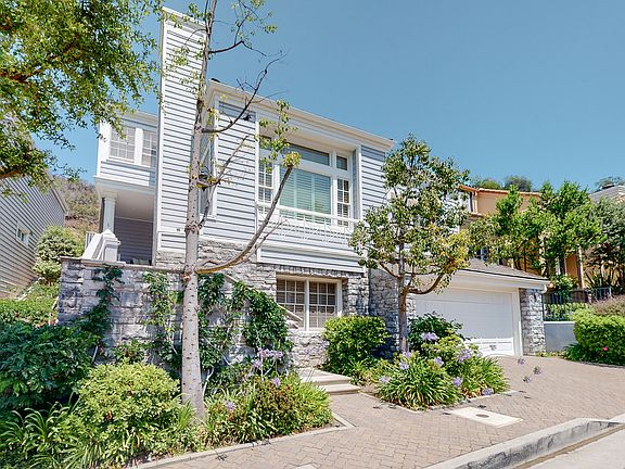 2nd image of 2521 Cardigan Ct