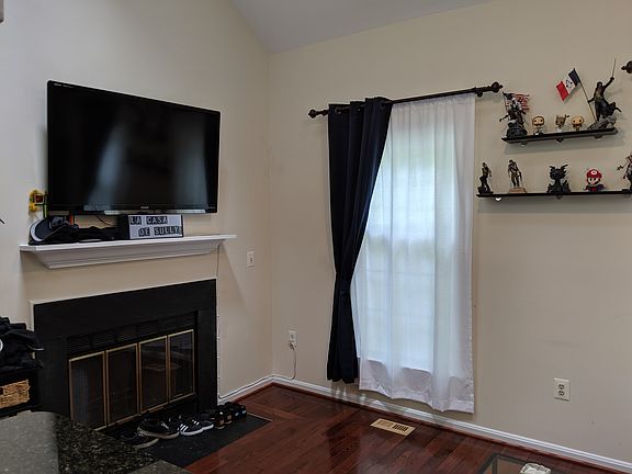 2nd image of 15017 Bridgeport Dr