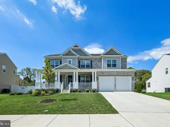 6807 Fountain Park Dr, Glenn Dale, MD 20769