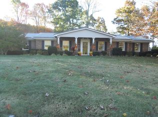 1596 Upper Valley Rd, Tazewell, VA 24651