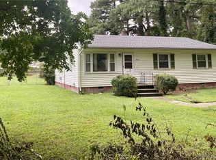 3050 Cheatham Dr, West Point, VA 23181