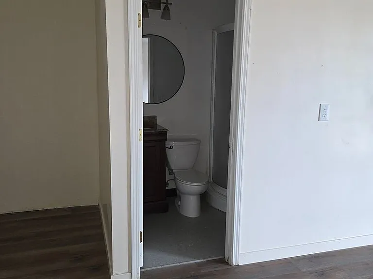 8409 Topanga Canyon Blvd — Photo 19