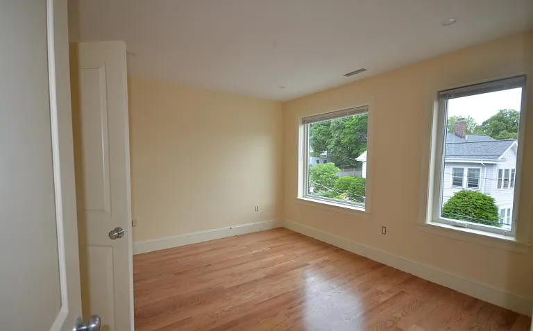 118-120 Tremont St #118 — Photo 8
