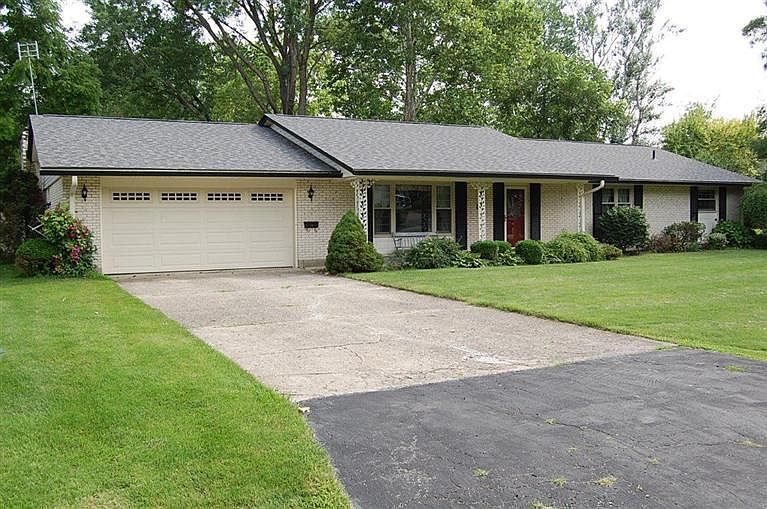 1st image of 2514 Banyon Dr