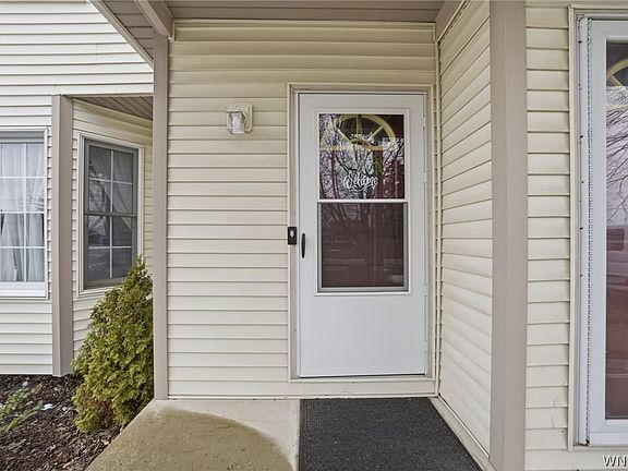 3rd image of 3991 Big Tree Rd