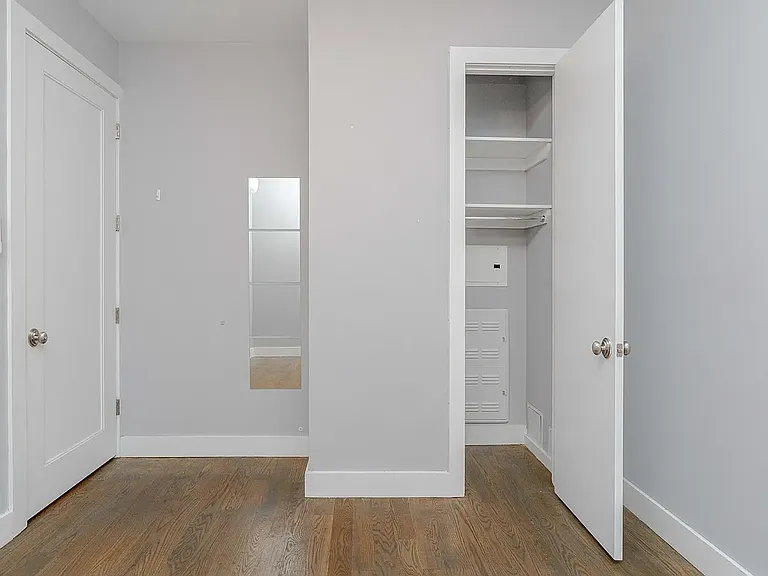 484 Harman St #2L — Photo 14