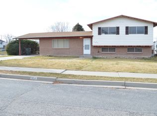 384 Isgreen Cir, Tooele, UT 84074