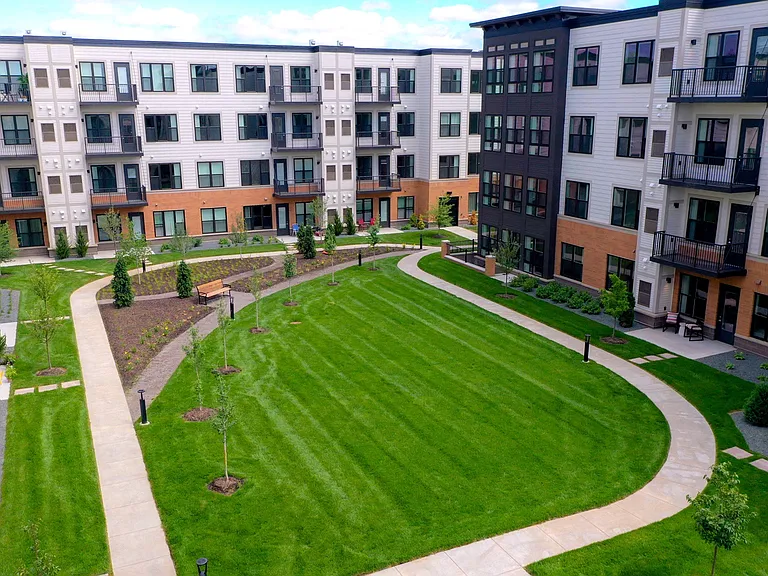 The Legends at Berry 62+ Apartments — Photo 26