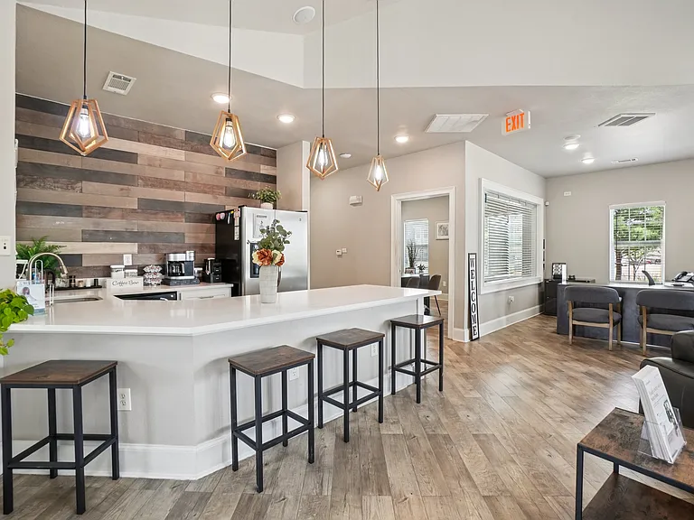 Northpoint Villas — Photo 42