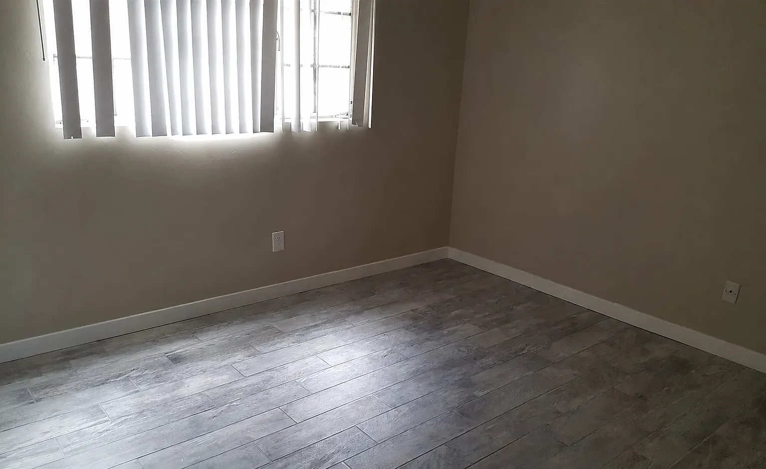 1 bed, $2,448 — Photo 3