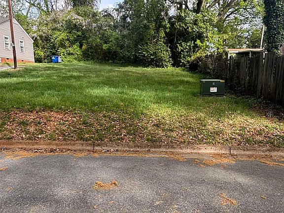 3rd image of 113 Timothy St