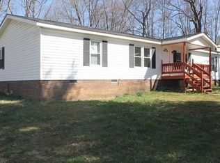 104 Lost Trail Dr, Candler, NC 28715