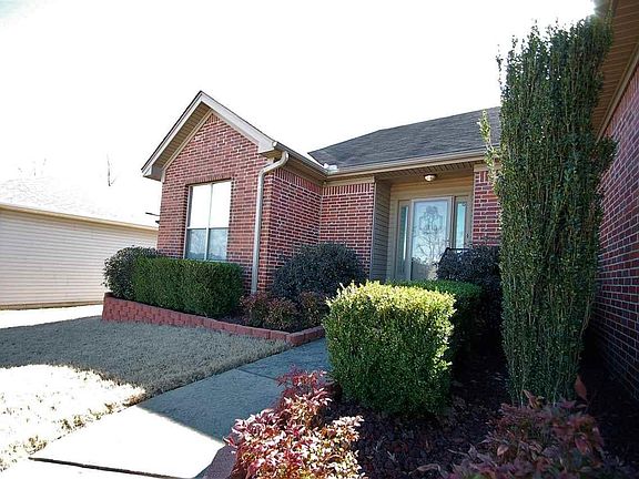 2nd image of 3055 Woodruff Creek Dr