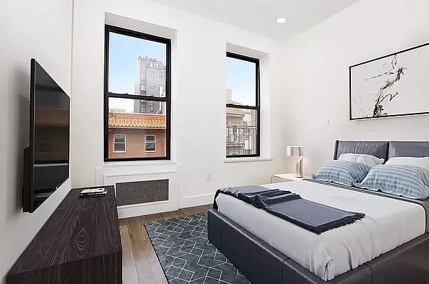 Rented by REAL New York | media 7