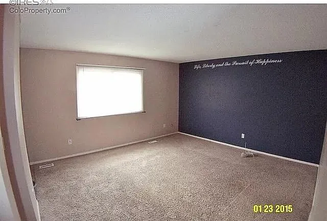 1441 Avondale Pl — Photo 2