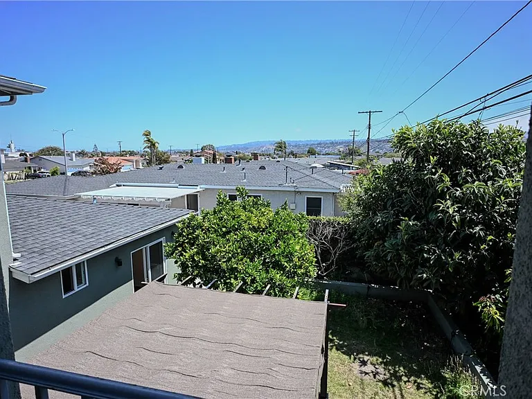 22411 Anza Ave — Photo 15