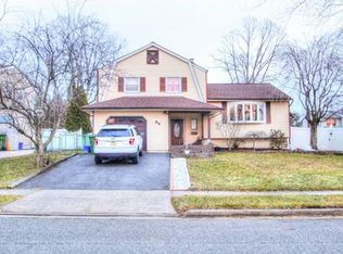 34 Calliope Rd, Sayreville, NJ 08872