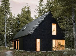 1 Chelsea Road, Hughsonville, NY 12590