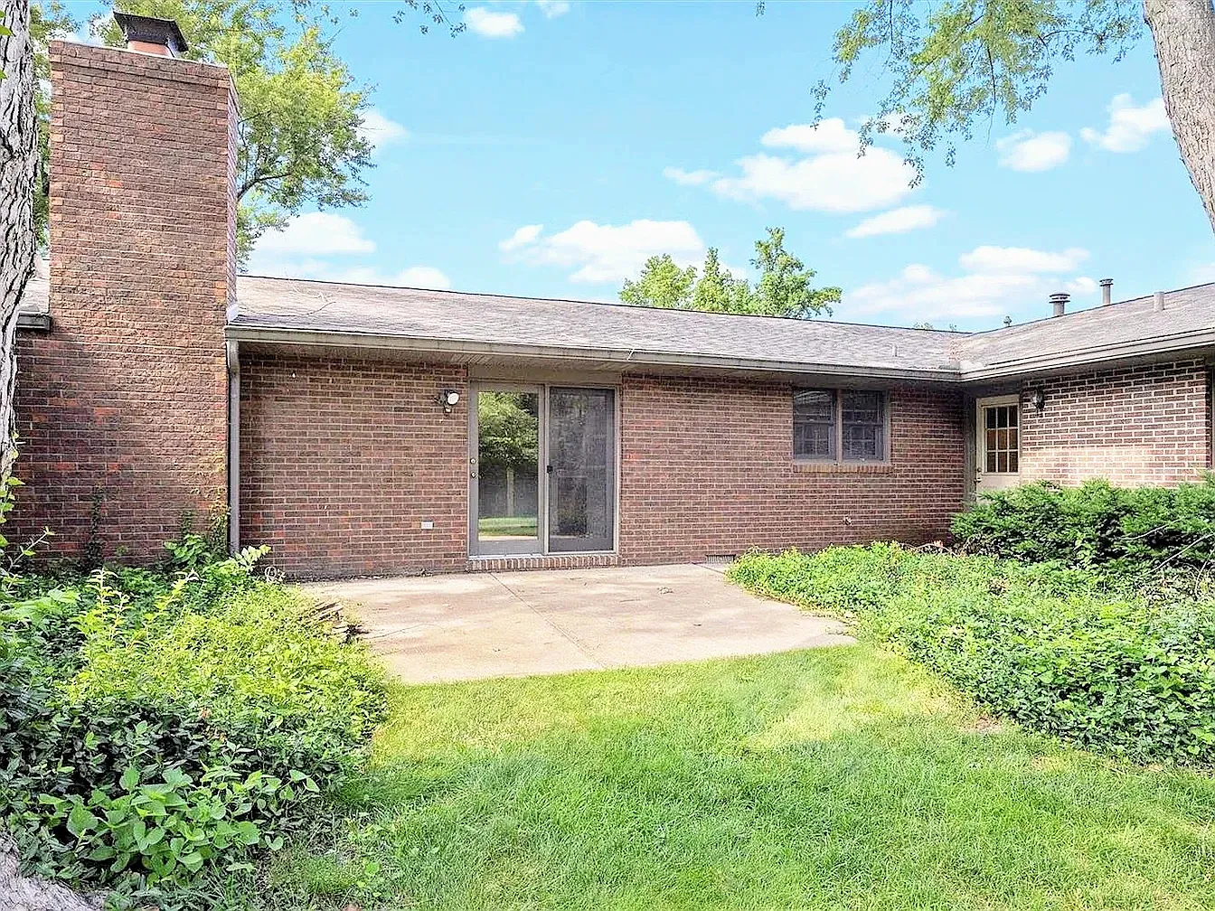4 bed, 2820 sqft, $2,695 — Photo 4