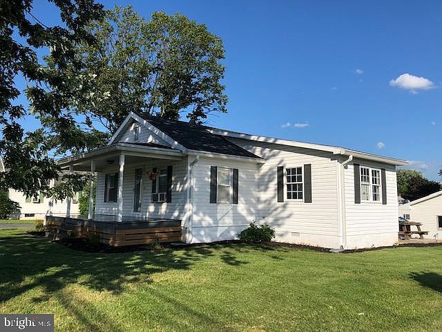 2nd image of 46 Carlisle Rd