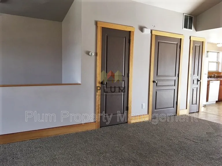 2726 Oshaughnesy St #B — Photo 10